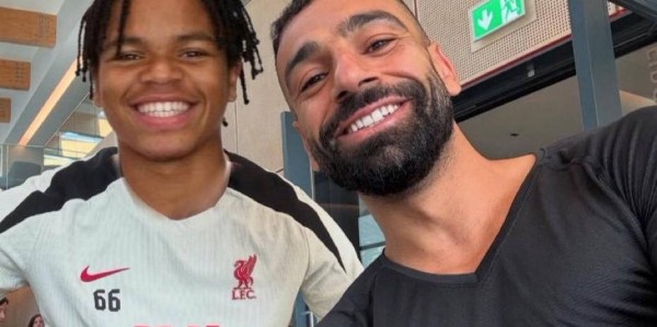 利物浦16岁新星获赞，萨拉赫劝其谦逊、避免社交媒体