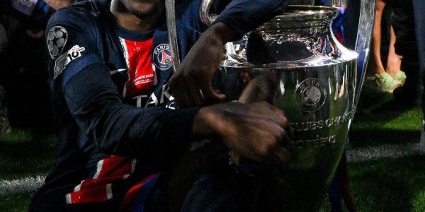 欧洲超级杯前瞻：巴黎揭示致命缺陷，热刺迎来挑战