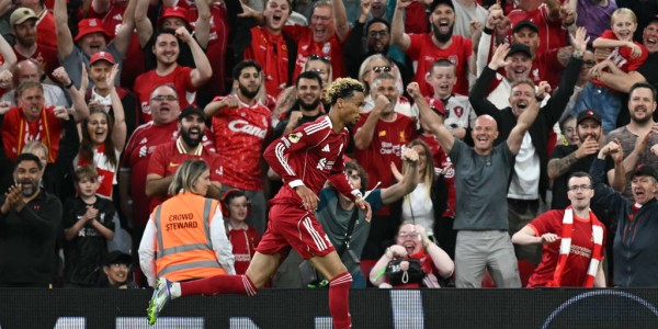 连场破门！利物浦新锋霸验货成功 萨拉赫继续昙花亿现