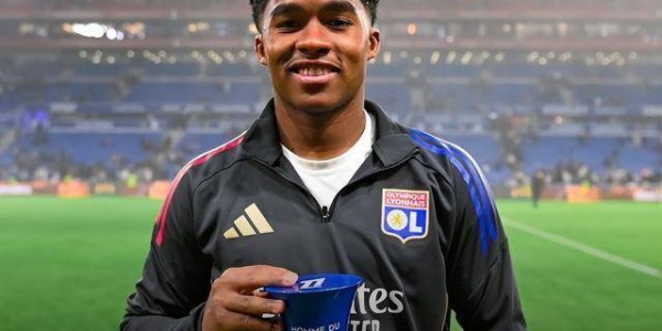 19岁皇马弃子炸穿法甲！9过人+1助攻，世界杯稳了？