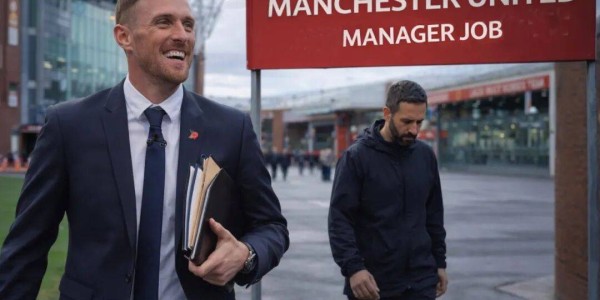 弗莱彻首战曼联将用四后卫，B费请缨出战！新帝星已撤回转会申请