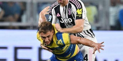 补时绝杀+神奇逆转！意甲豪强欧冠首胜，斯帕莱蒂换人神了