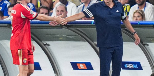 欧冠附加赛：穆里尼奥的费内巴切尽管多一人，仍被本菲卡逼平