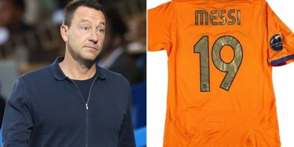 特里拍卖同行落场球衣：梅西接近20万！C罗高于10万！