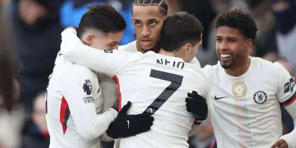 随着切尔西3-1，阿森纳2-3不敌曼联，维拉2-0纽卡 英超积分榜出炉