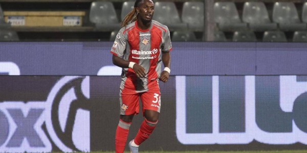 克雷莫内塞2-0战胜莱切，28岁国际米兰旧将爆发助球队迎来意甲两连胜