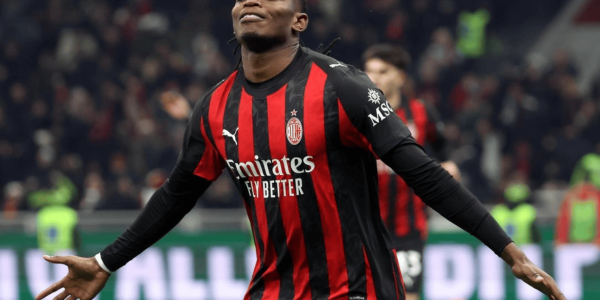 一场1-0让榜首易主，意甲豪强12轮不败，力压罗马登顶