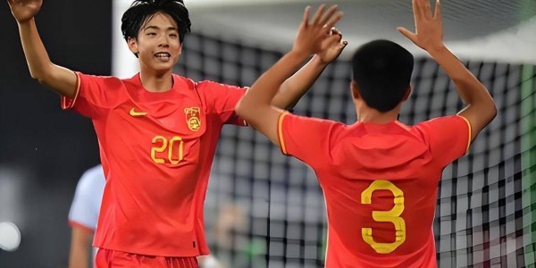 李镇全即将官宣离开重庆铜梁龙，提前亮相法甲欧塞尔引发热议