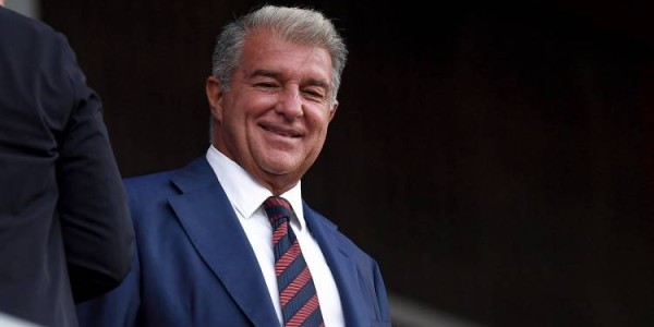 巴萨官宣退出欧超联赛，12大豪门仅剩皇马，老佛爷还能坚持多久？