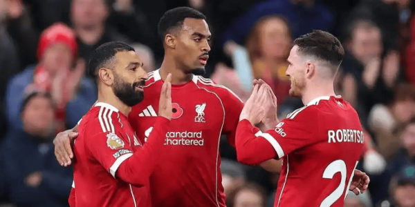 利物浦终结连败！2-0阿斯顿维拉，靠的的“走回老路”