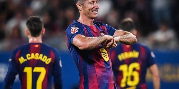 2-1！亚马尔导演逆转好戏！莱万打进职业生涯第700球 巴萨登顶西甲